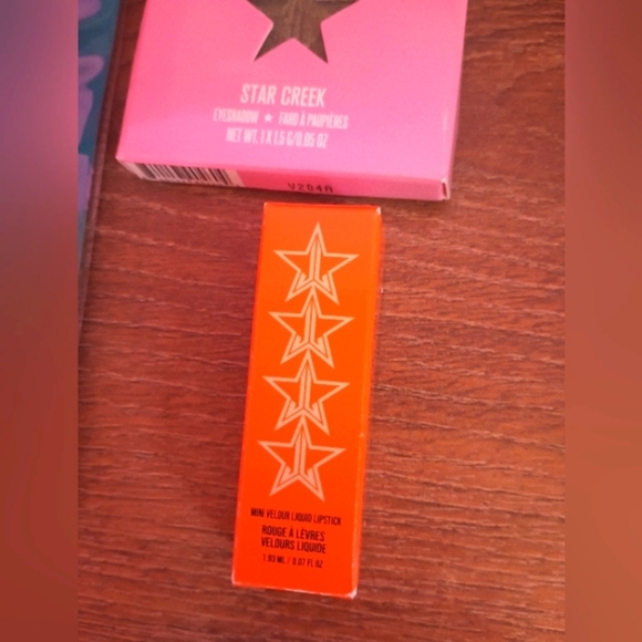 Jeffree Star Limited Edition Bat Wing Bag And Cosmetic Bundle (NWT!) - Picture 5 of 9